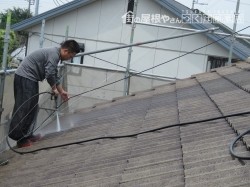 屋根高圧洗浄3