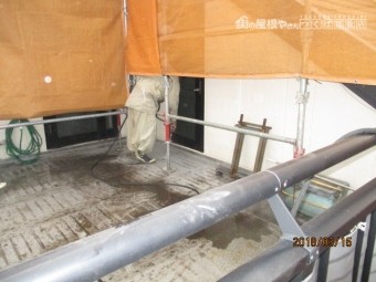 ベランダ高圧洗浄