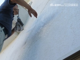 外壁クラックコーキング3