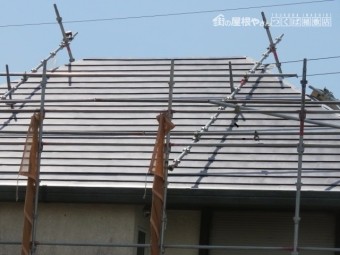 カバー工法で屋根葺き替え