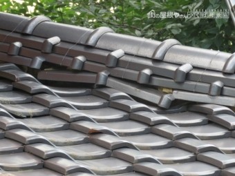 震災被害瓦工事