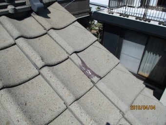 傷をつけた場面