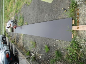 瓦棒屋根のカバー工法に依る葺き替え工事