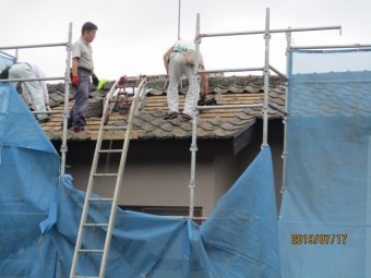 屋根葺き替え工事