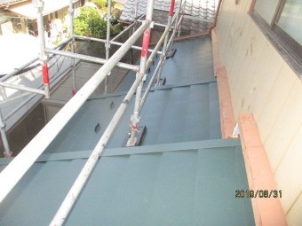 屋根葺き替え工事は