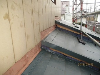 屋根葺き替え工事