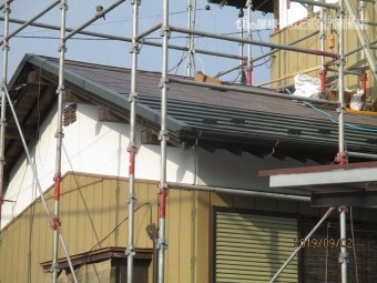屋根葺き替え工事