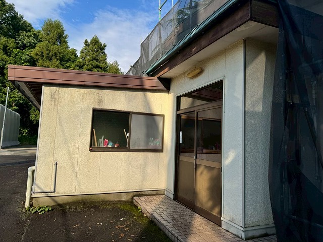 つくばみらい市の常陽カントリー倶楽部で実施する外壁塗装工事、施工前状況をご紹介！