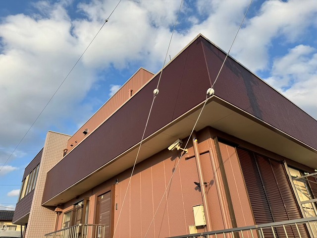つくば市でベランダへのウレタン防水工事が完成、塗膜剥がれやひび割れなど対策完了
