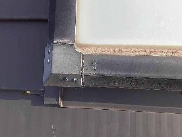 撤去後の清掃と下地調整