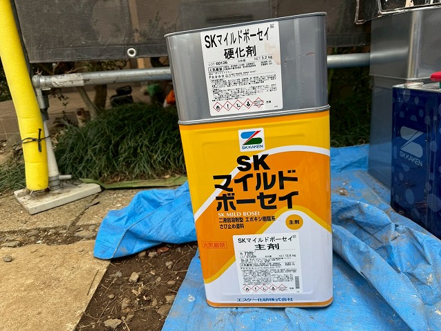 金属屋根塗装工事で使用するサビ止め塗料「SKマイルドボーセイ」