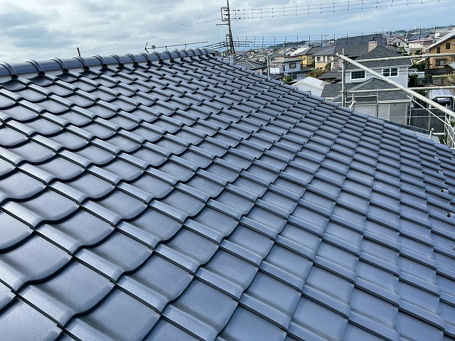 7寸丸瓦を用いた屋根葺き替え工事が完成