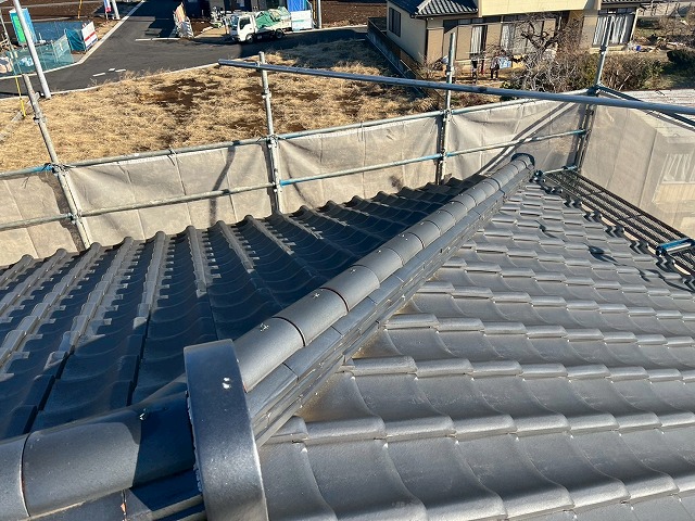 屋根葺き直し工事を行う住宅屋根の施工前劣化状況