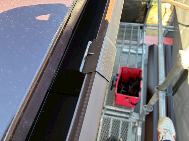 雨樋交換工事の軒継手の施工状況