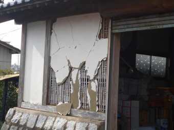 門の漆喰修復工事