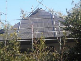 屋根葺き替え工事