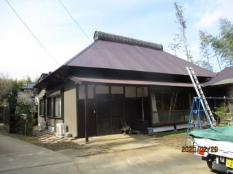 波板トタンの葺き替え工事