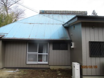 波板トタンの葺き替え工事