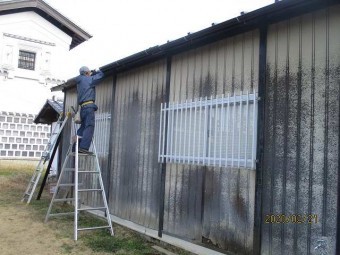 プレハブ小屋の屋根工事