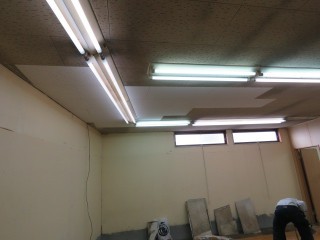 てんじょうひがい1