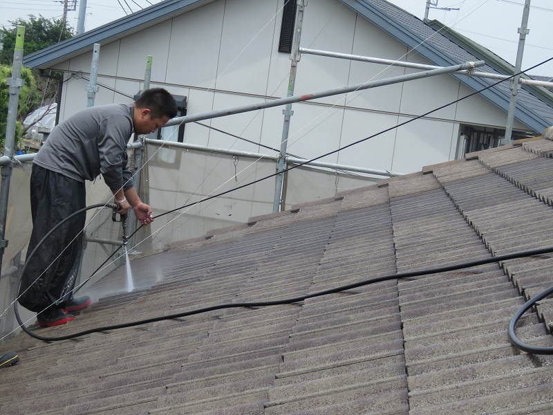 屋根高圧洗浄3