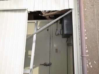小屋の外壁及び屋根工事