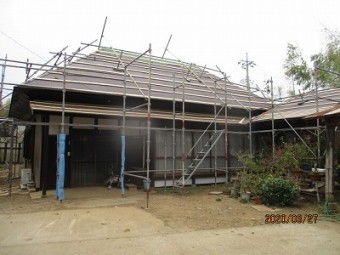 屋根葺き替え工事