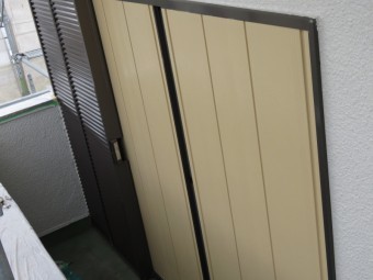 雨戸塗装2