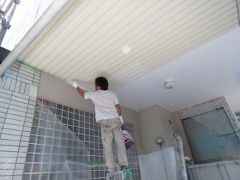 下塗り工事