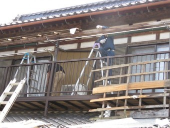 ベランダ屋根工事