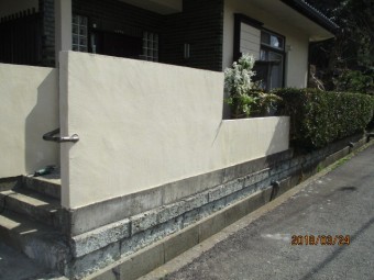 外塀セメント塗替え