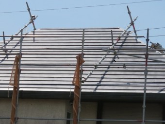 カバー工法で屋根葺き替え
