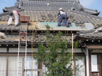 桟瓦葺き直し
