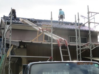 屋根葺き替え工事