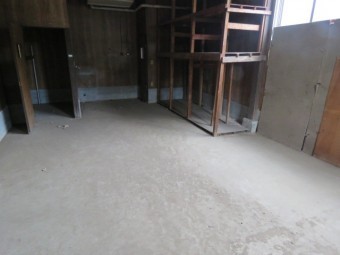 床コンクリート打設工事
