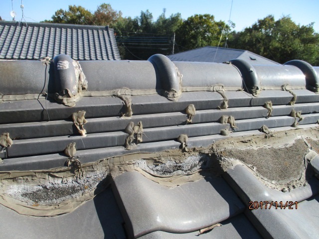 屋根葺き替え工事