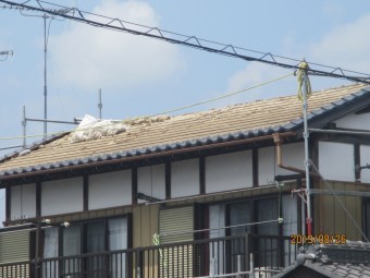 屋根葺き替え工事