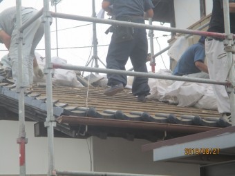 屋根葺き替え工事