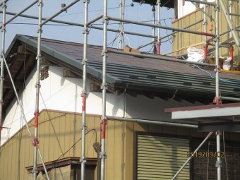 屋根葺き替え工事