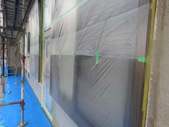 塗装工事の為の養生工事