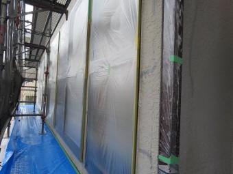 塗装工事の為の養生工事