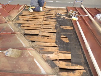 瓦棒屋根葺き替え工事