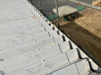 屋根葺き替え工事