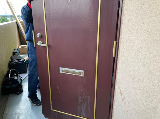 神栖市で玄関ドア交換で快適性と防犯性もアップ！8世帯の施工はたったの2日で完了