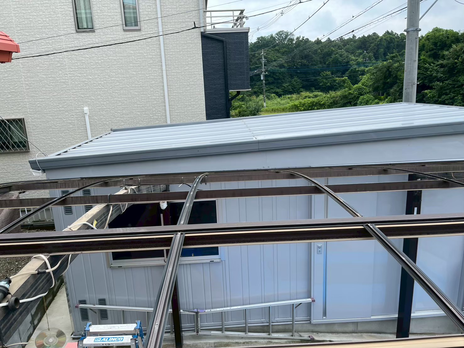 かすみがうら市　古いポリカを撤去した後の骨組み