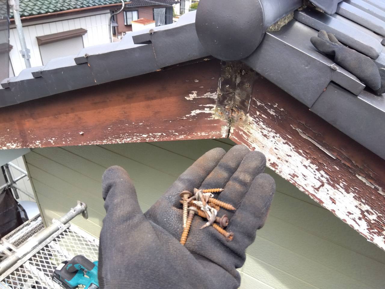 つくば市　取り外したサビだらけのビス